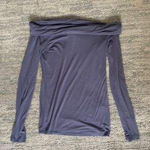 Aritzia-Wilfred Bodel tshirt-off the shoulder